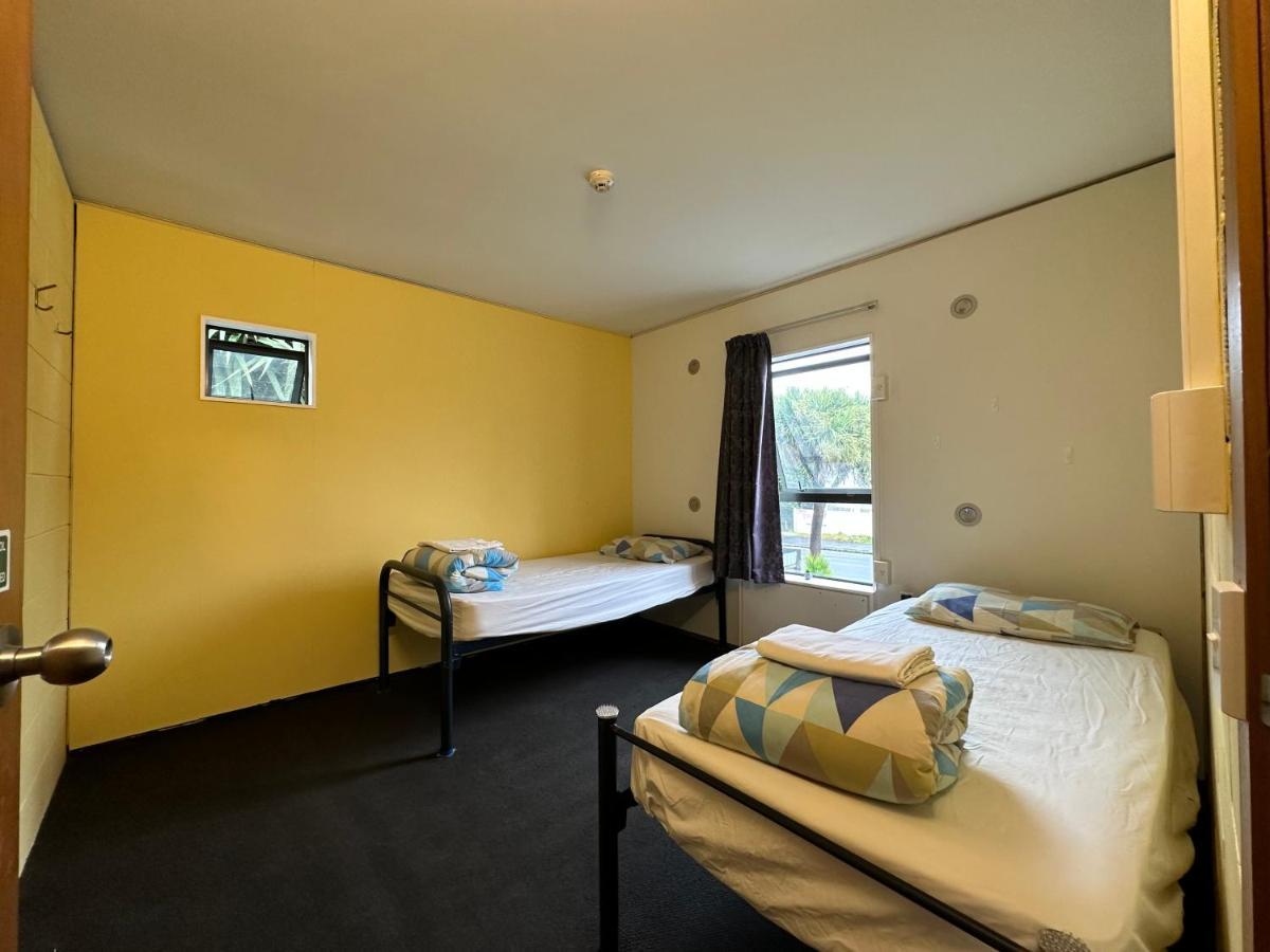 Around The World Backpackers Hostel Christchurch Exterior photo